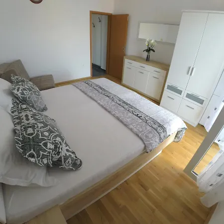 Ljiljana Διαμέρισμα